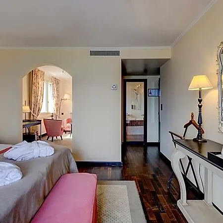 Romantik Mont Blanc Au Ξενοδοχείο 4*