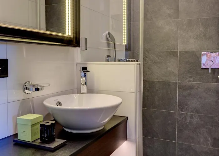 Otel Romantik Mont Blanc Au 4*